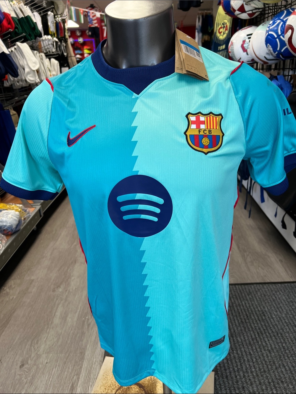 Barcelona third jersey 26-27